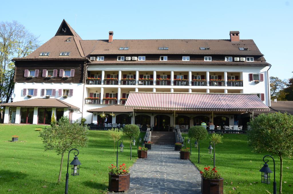 Hotel Gradina Morii Сигету-Мармацией Экстерьер фото