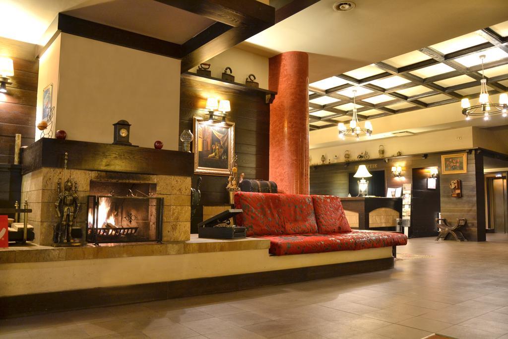 Hotel Gradina Morii Сигету-Мармацией Экстерьер фото