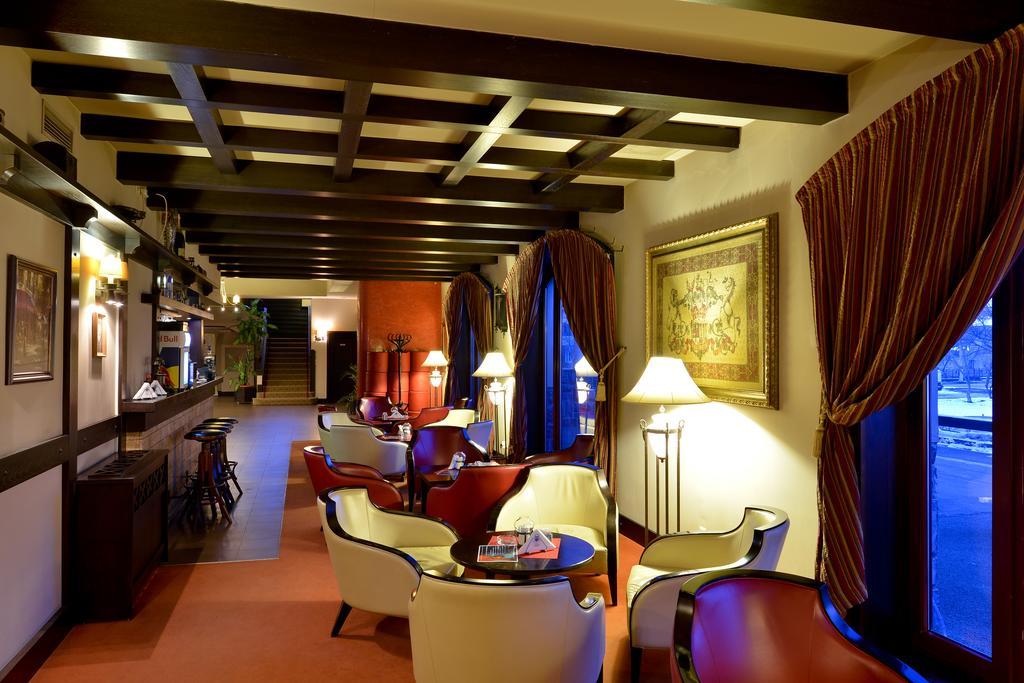 Hotel Gradina Morii Сигету-Мармацией Экстерьер фото