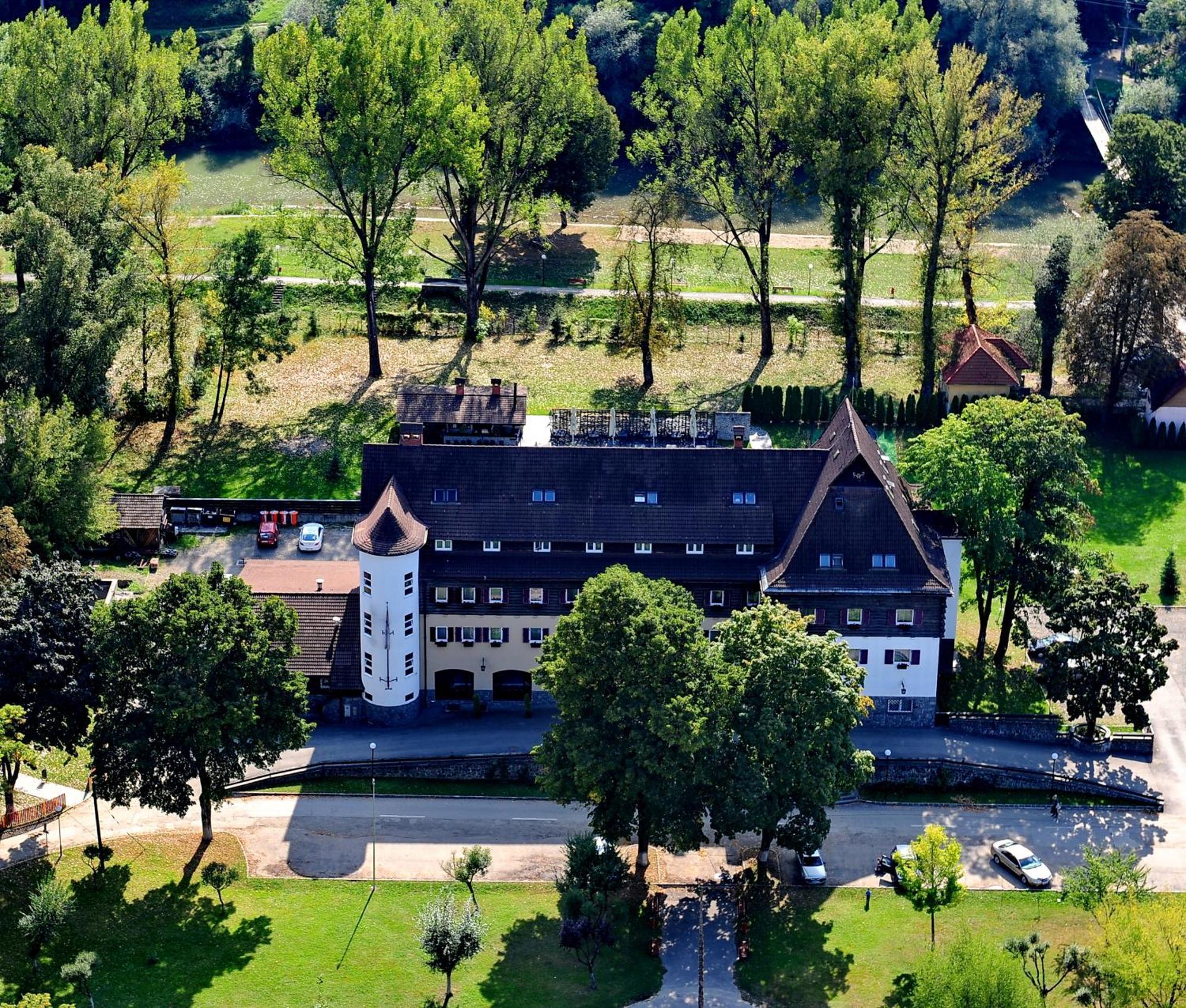 Hotel Gradina Morii Сигету-Мармацией Экстерьер фото