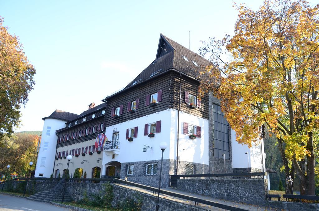 Hotel Gradina Morii Сигету-Мармацией Экстерьер фото