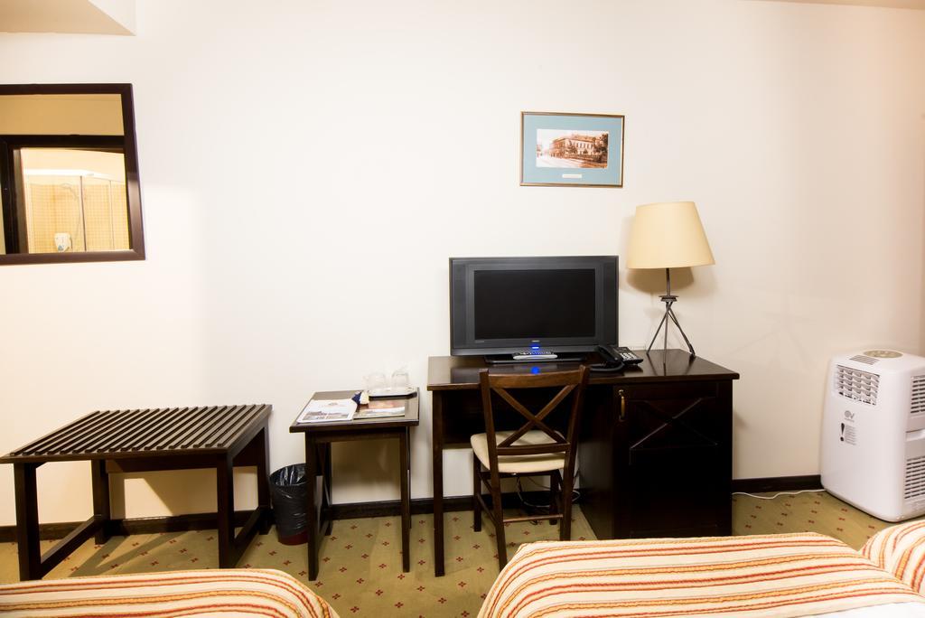 Hotel Gradina Morii Сигету-Мармацией Экстерьер фото