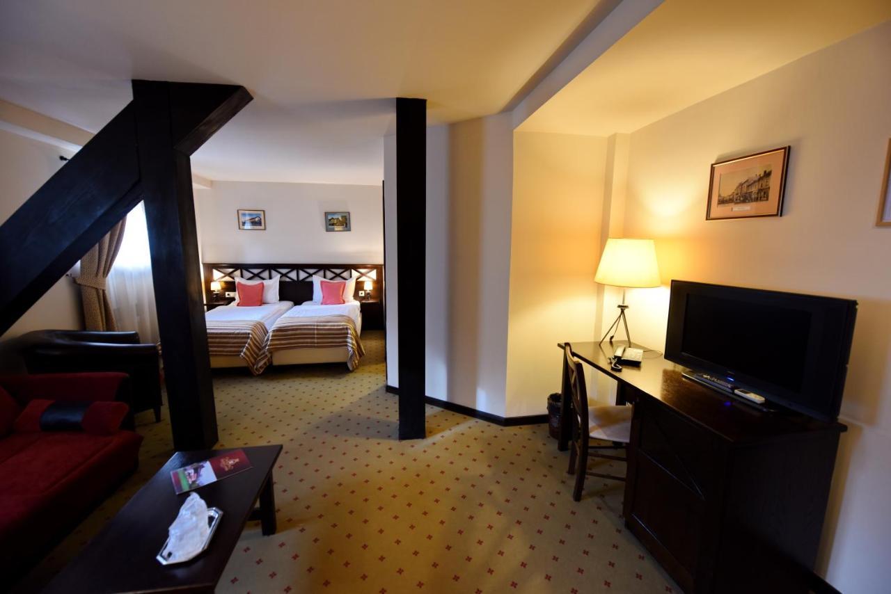 Hotel Gradina Morii Сигету-Мармацией Экстерьер фото